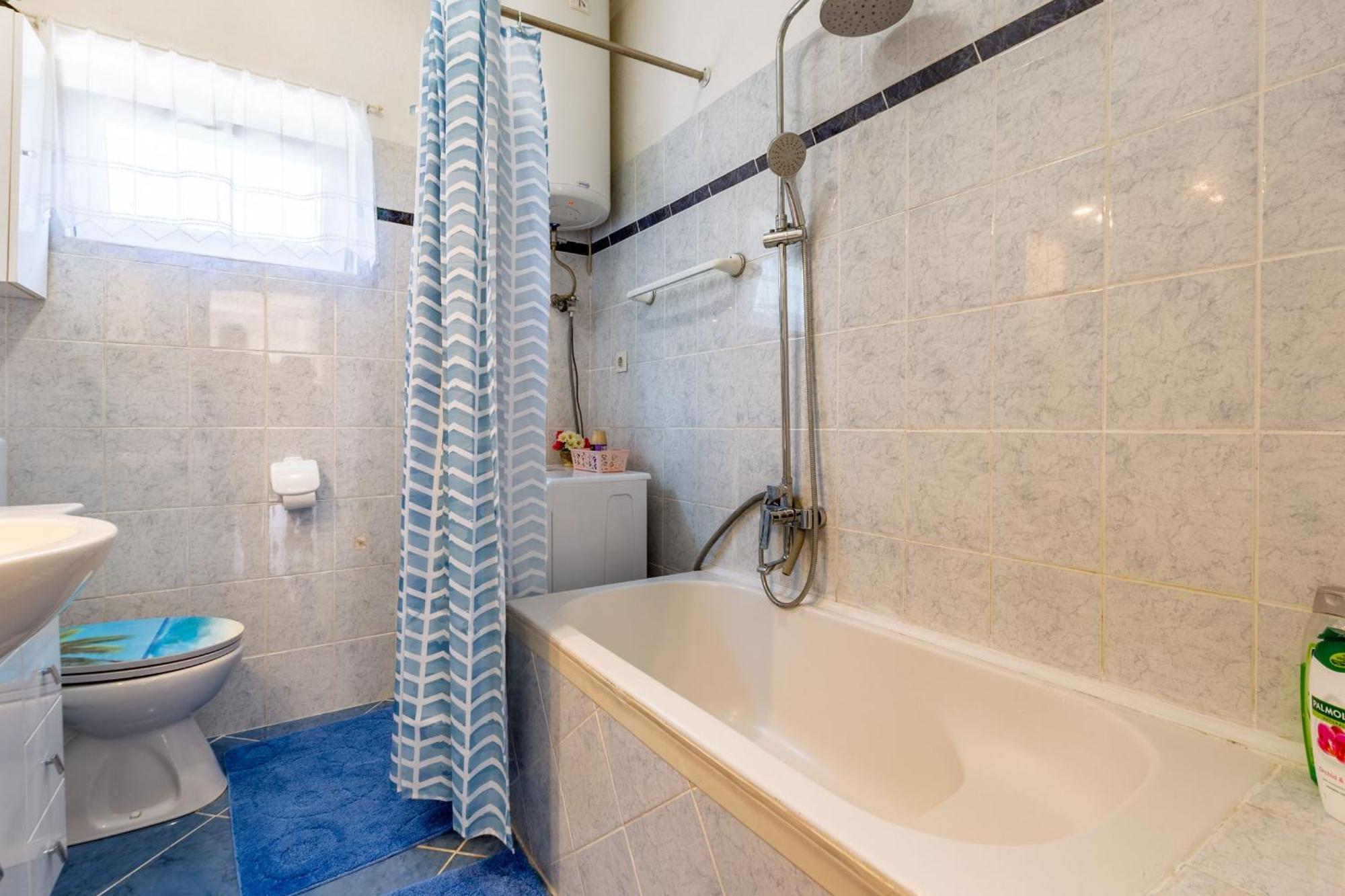 זאדאר Holiday Home Flora מראה חיצוני תמונה
