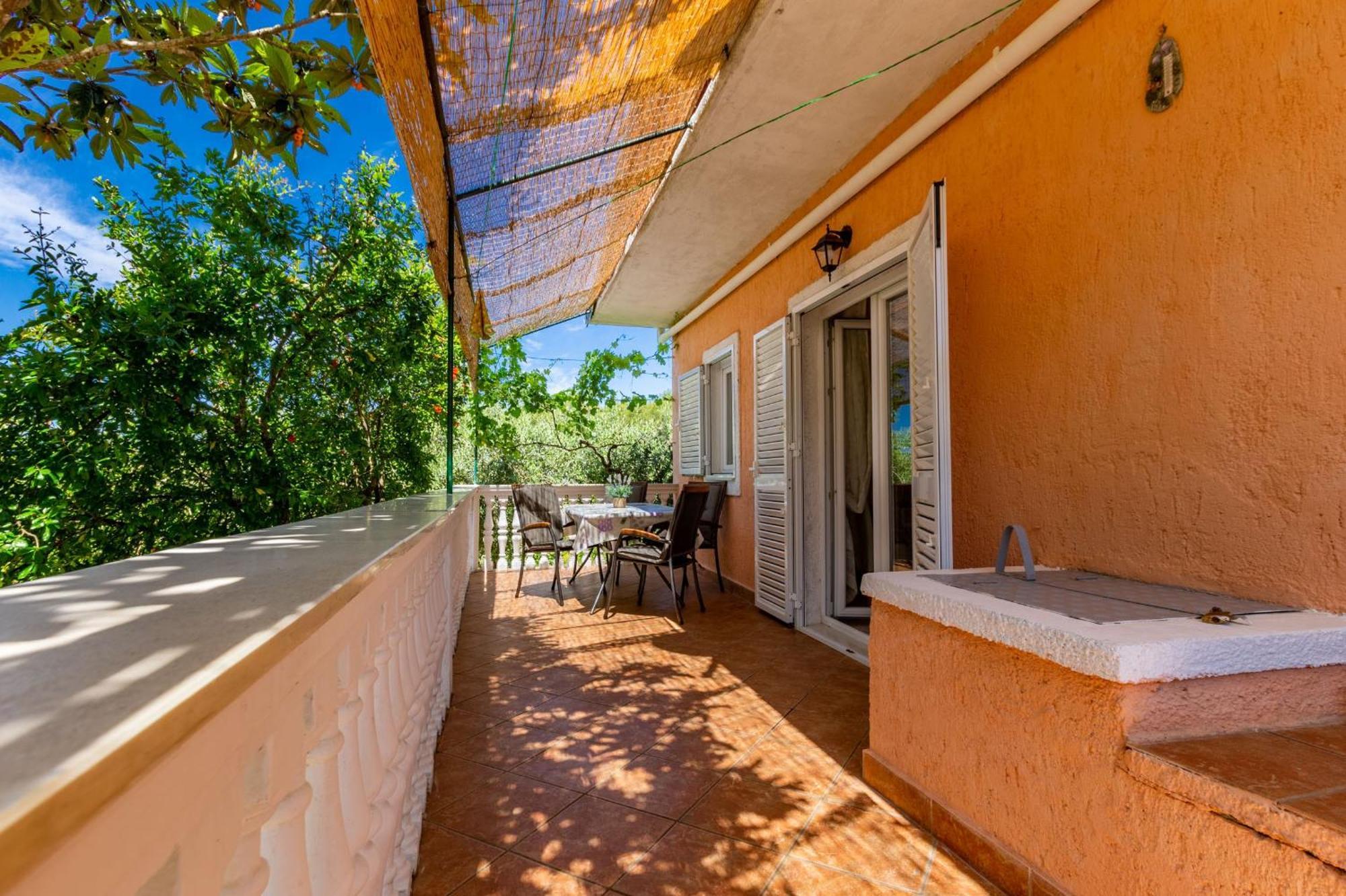זאדאר Holiday Home Flora מראה חיצוני תמונה
