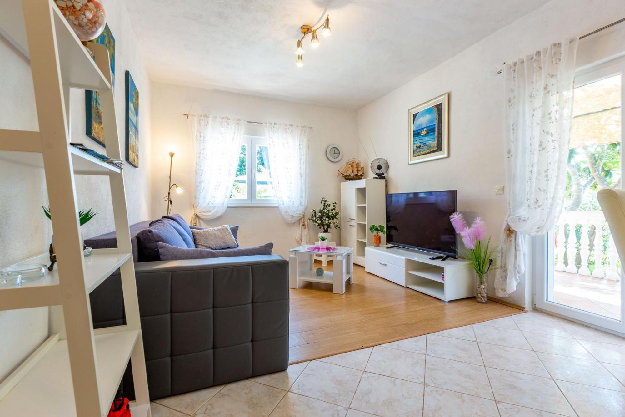 זאדאר Holiday Home Flora מראה חיצוני תמונה