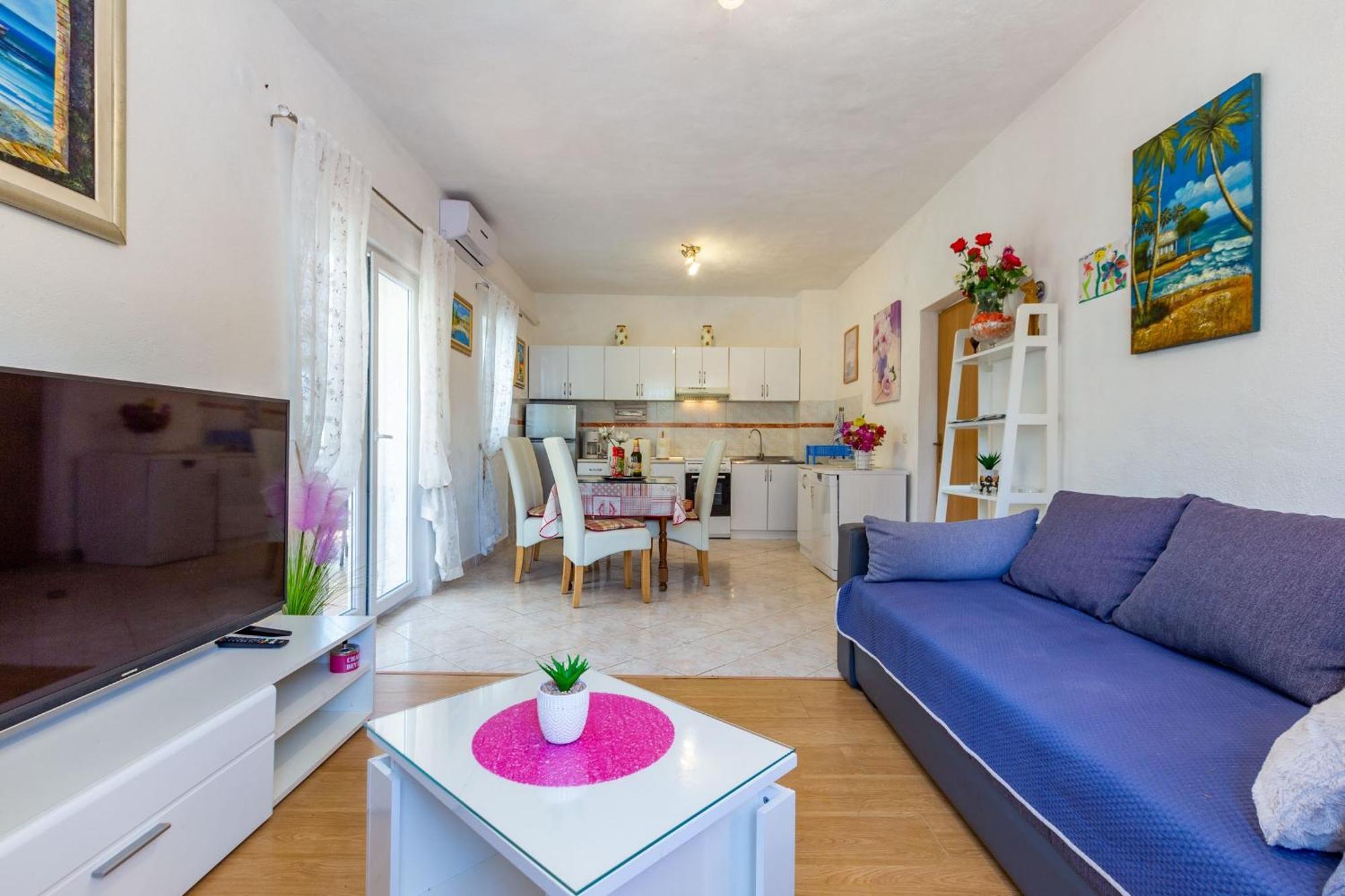 זאדאר Holiday Home Flora מראה חיצוני תמונה